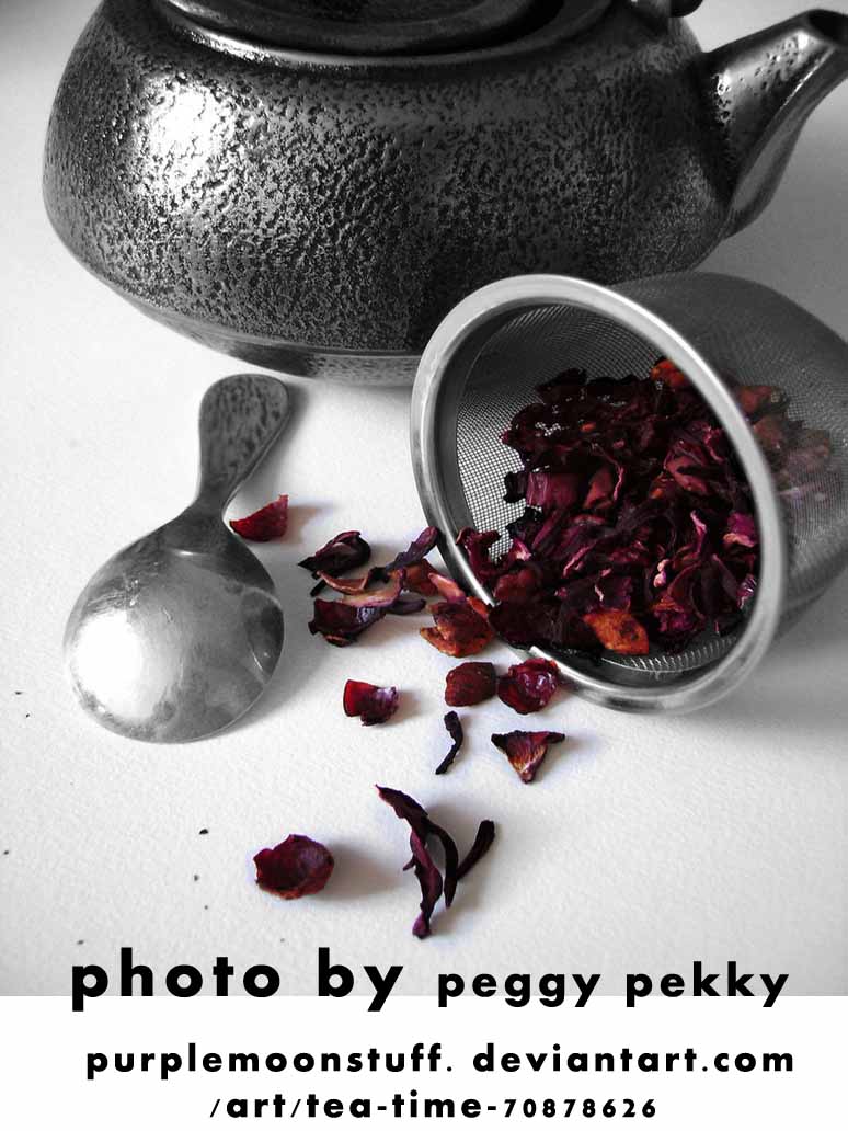 Witch's Brew Pomegrenate, Orange Peel and Berry Tea Infusion